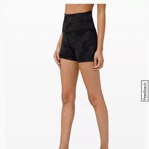 Lululemon short Color 365 Camo Deep Coal Multi